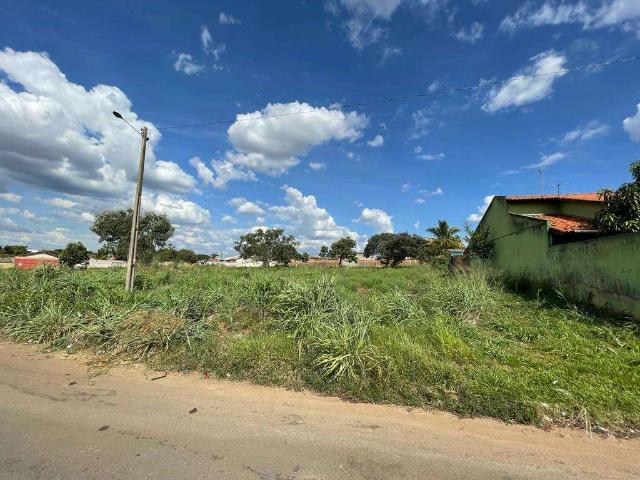 Terreno / Lote para Venda em Aparecida de Goiânia/GO Vila Oliveira
