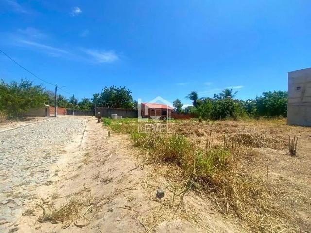 Terreno / Lote para Venda em Aquiraz/CE Centro