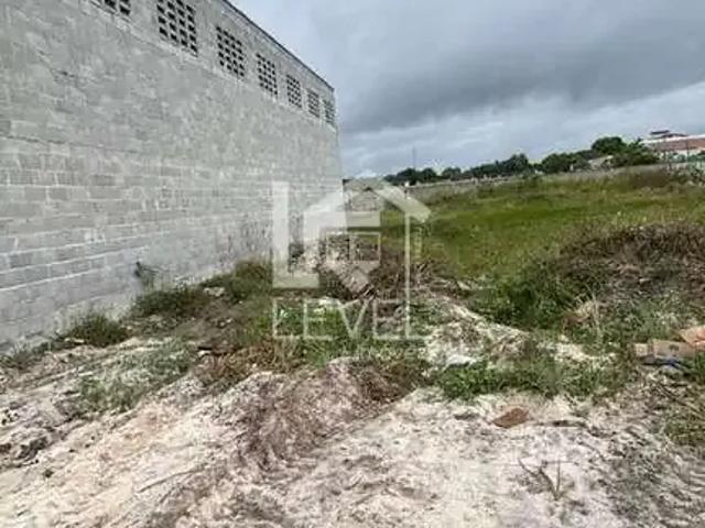 Terreno / Lote para Venda em Aquiraz/CE Divineia