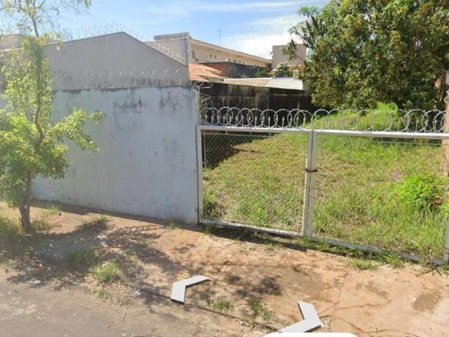 Terreno / Lote para Venda em Araçatuba/SP Umuarama