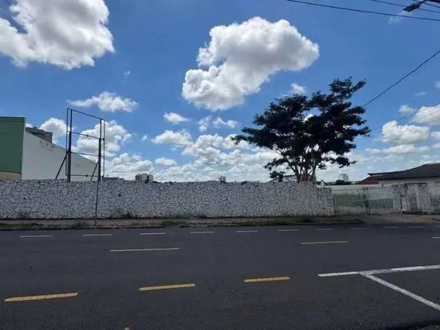 Terreno / Lote para Venda em Araçatuba/SP Parque Baguaçu