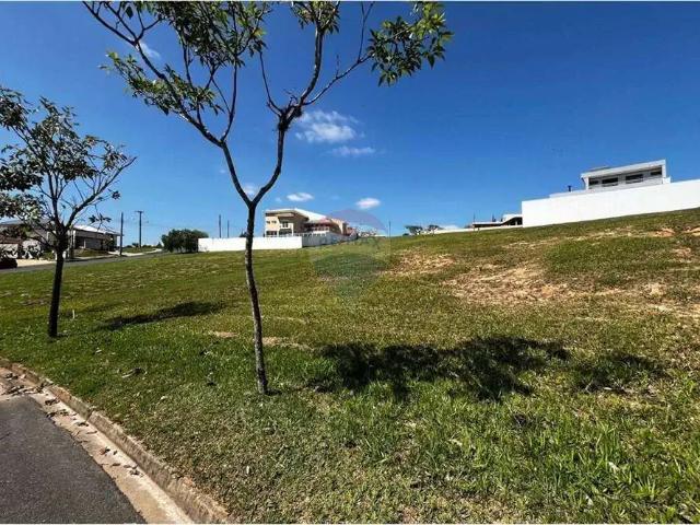 Terreno / Lote para Venda em Araçoiaba da Serra/SP Condomínio Saint Charbel