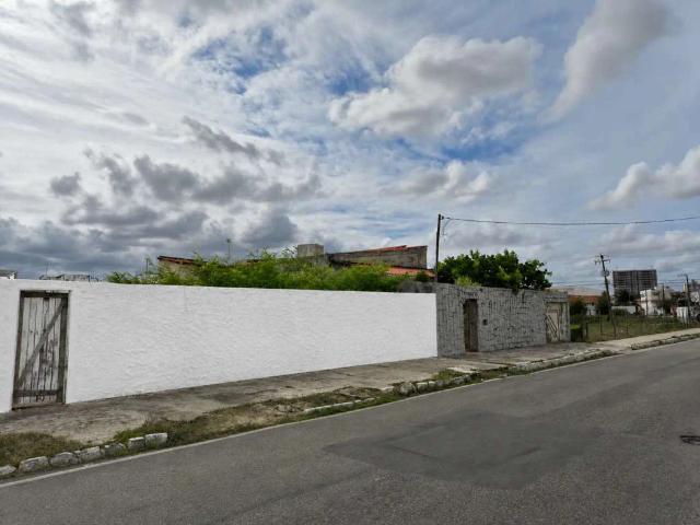 Terreno / Lote para Venda em Aracaju/SE Atalaia