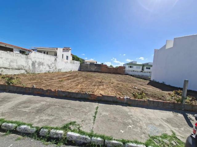 Terreno / Lote para Venda em Aracaju/SE Atalaia