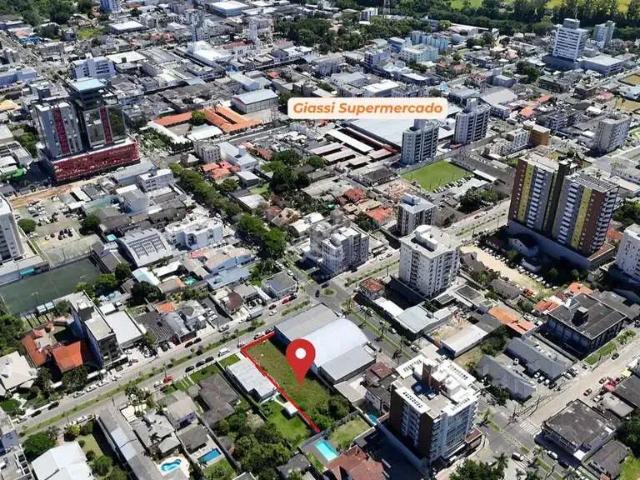Terreno / Lote para Venda em Araranguá/SC Centro