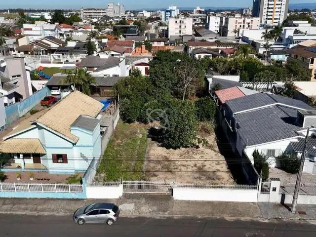 Terreno / Lote para Venda em Araranguá/SC Cidade Alta