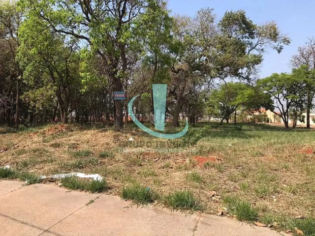 Terreno / Lote para Venda em Araraquara/SP Cidade Jardim