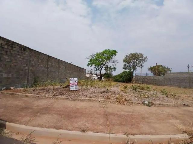 Terreno / Lote para Venda em Araraquara/SP Cidade Jardim