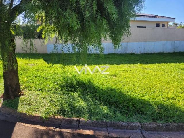 Terreno / Lote para Venda em Araraquara/SP Altos do Jaraguá