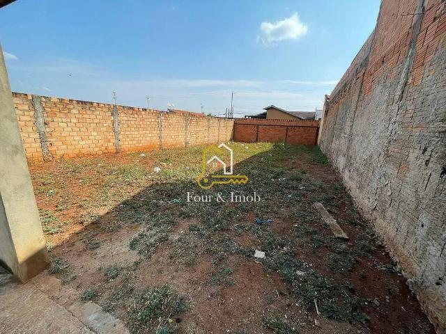Terreno / Lote para Venda em Araraquara/SP Jardim Adalberto Frederico de Oliveira Roxo I