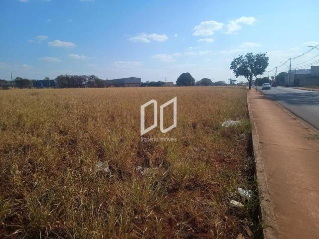 Terreno / Lote para Venda em Araraquara/SP Jardim Arco Íris
