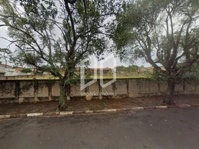 Terreno / Lote para Venda em Araraquara/SP Jardim do Carmo