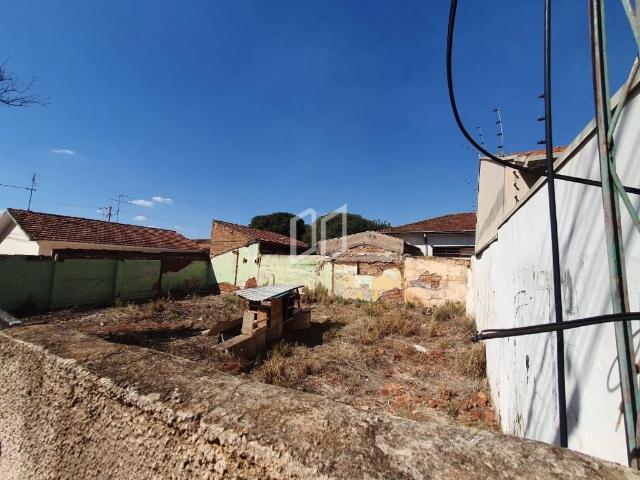 Terreno / Lote para Venda em Araraquara/SP Jardim do Carmo