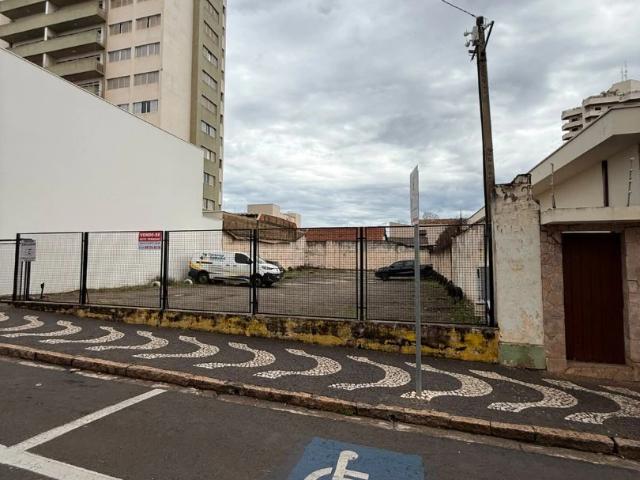 Terreno / Lote para Venda em Araras/SP Centro