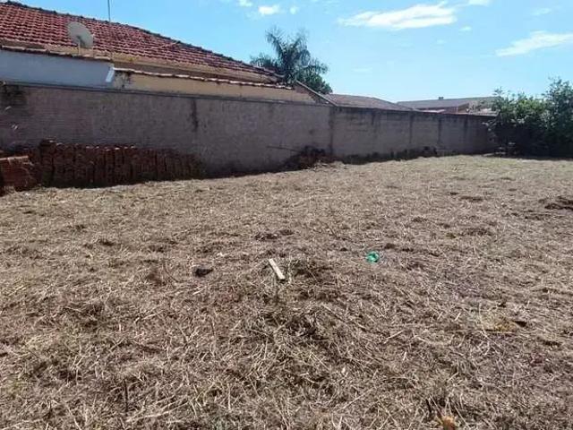Terreno / Lote para Venda em Araras/SP Jardim Cândida