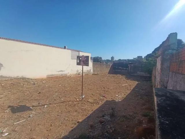 Terreno / Lote para Venda em Araras/SP Jardim Belvedere