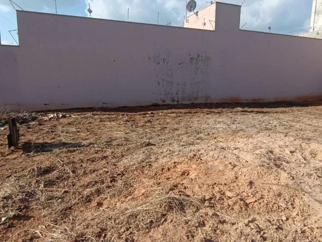 Terreno / Lote para Venda em Araras/SP Jardim Dalla Costa