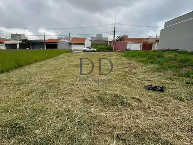 Terreno / Lote para Venda em Araras/SP Jardim Esmeralda
