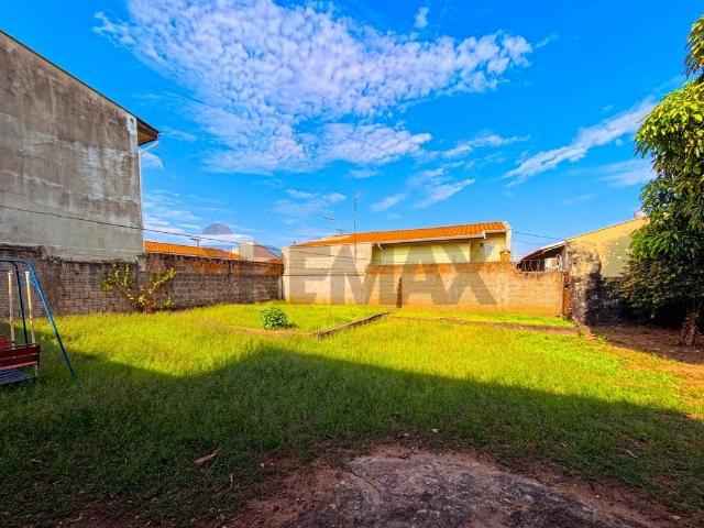 Terreno / Lote para Venda em Araras/SP Jardim Residencial Flamboyant