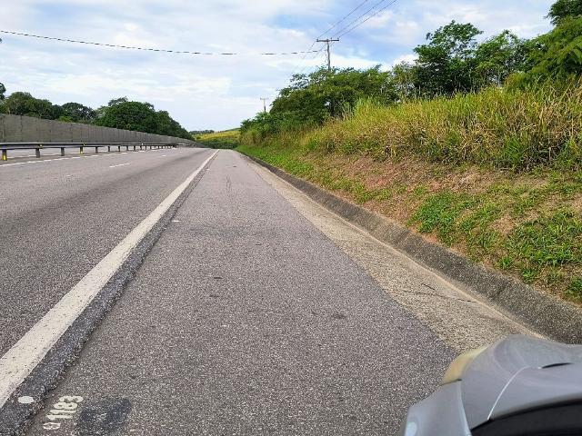Terreno / Lote para Venda em Araruama/RJ Aurora