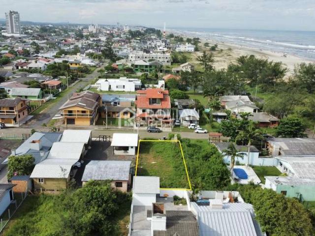 Terreno / Lote para Venda em Arroio do Sal/RS Balneário Figueirinha 3 Quartos