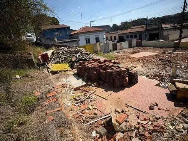 Terreno / Lote para Venda em Arujá/SP Centro