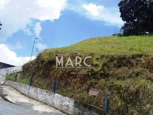 Terreno / Lote para Venda em Arujá/SP Jardim Modelo