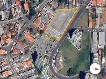 Terreno / Lote para Venda em Arujá/SP Jordanópolis