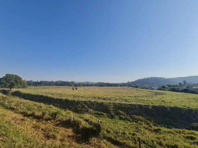 Terreno / Lote para Venda em Atibaia/SP Guaxinduva