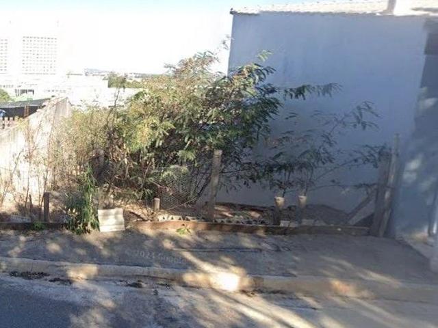 Terreno / Lote para Venda em Atibaia/SP Jardim Santo Antônio