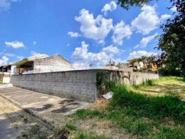 Terreno / Lote para Venda em Atibaia/SP Jardim Siriema