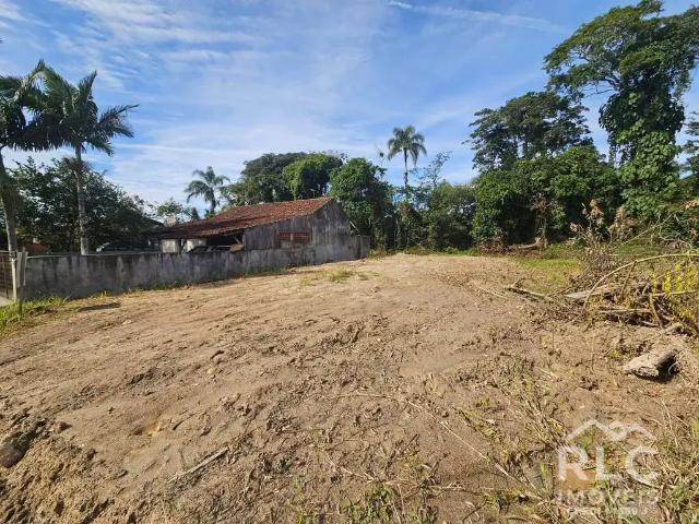 Terreno / Lote para Venda em Balneário Barra do Sul/SC Costeira