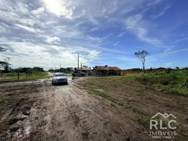 Terreno / Lote para Venda em Balneário Barra do Sul/SC Salinas