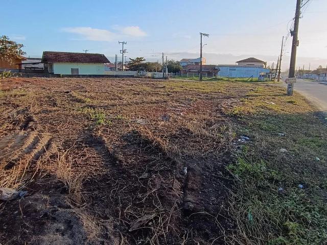 Terreno / Lote para Venda em Balneário Barra do Sul/SC Salinas