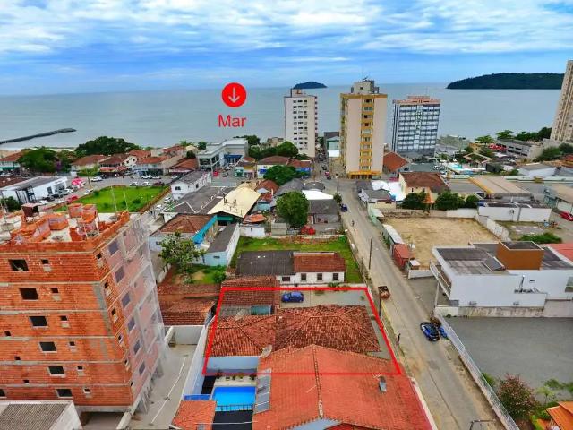 Terreno / Lote para Venda em Balneário Piçarras/SC Centro