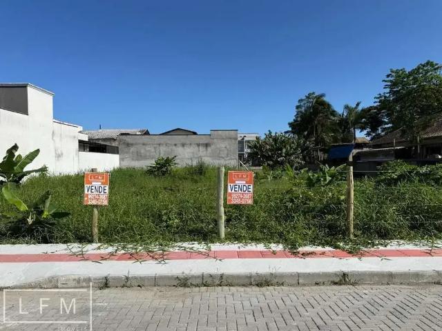 Terreno / Lote para Venda em Balneário Piçarras/SC Itacolomi