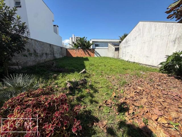 Terreno / Lote para Venda em Balneário Piçarras/SC Itacolomi
