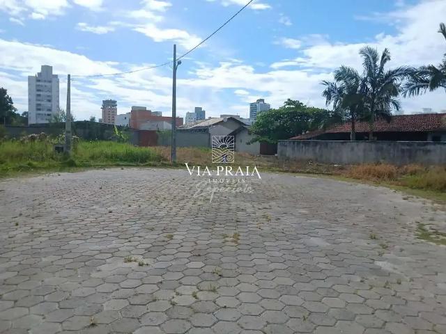 Terreno / Lote para Venda em Balneário Piçarras/SC Itacolomi