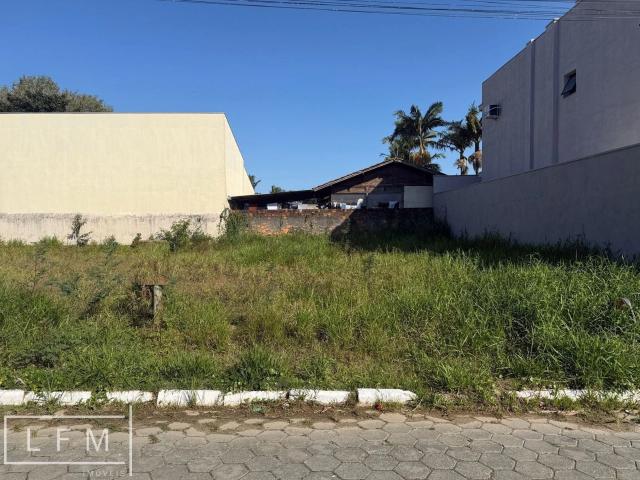 Terreno / Lote para Venda em Balneário Piçarras/SC Itacolomi
