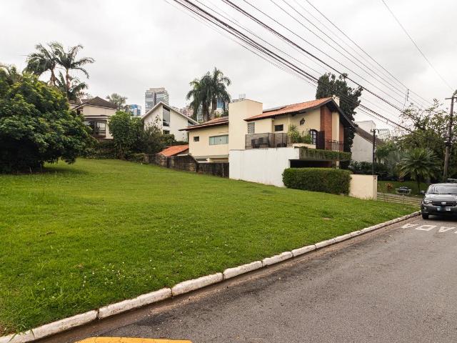 Terreno / Lote para Venda em Barueri/SP Alphaville Centro Industrial e Empresarial/Alphaville