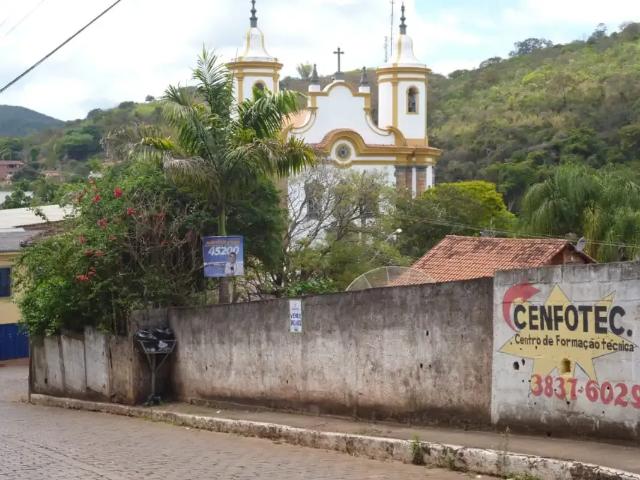 Terreno / Lote para Venda em Barão de Cocais/MG Centro 1 Quartos