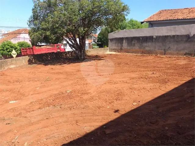 Terreno / Lote para Venda em Bauru/SP Madureira
