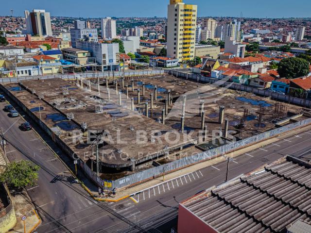 Terreno / Lote para Venda em Bauru/SP Centro
