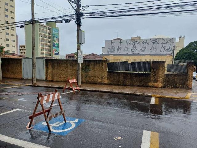 Terreno / Lote para Venda em Bauru/SP Centro