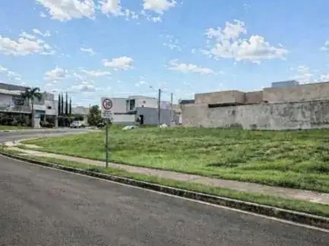 Terreno / Lote para Venda em Bauru/SP Cidade Jardim