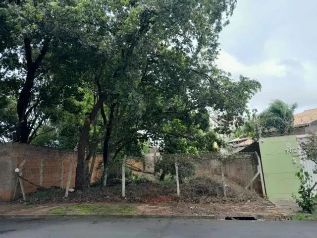 Terreno / Lote para Venda em Bauru/SP Jardim Colonial
