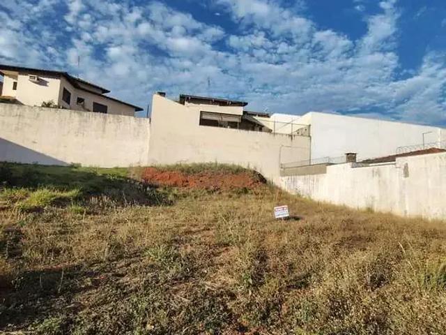 Terreno / Lote para Venda em Bauru/SP Jardim Estoril III