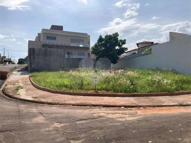 Terreno / Lote para Venda em Bauru/SP Jardim Estoril III