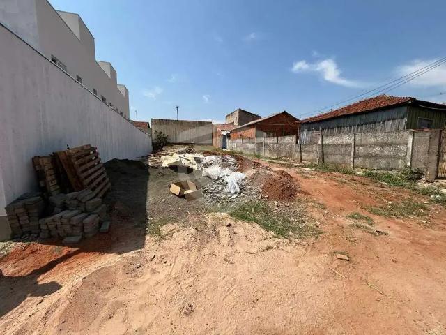 Terreno / Lote para Venda em Bauru/SP Jardim Solange