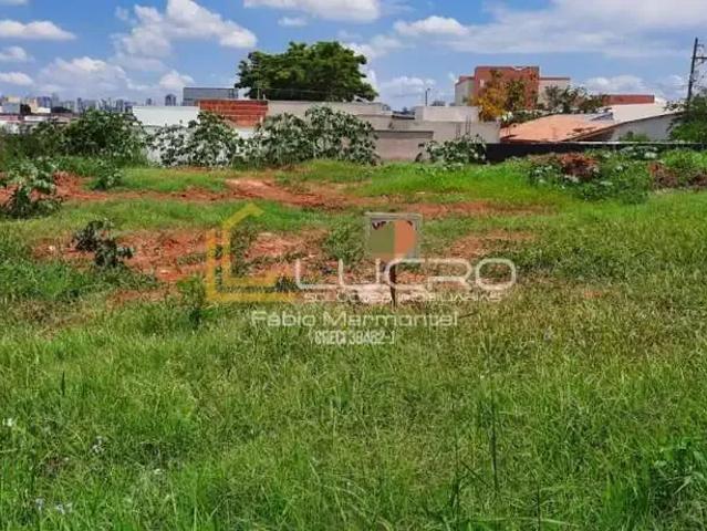 Terreno / Lote para Venda em Bauru/SP Parque Residencial Castelo